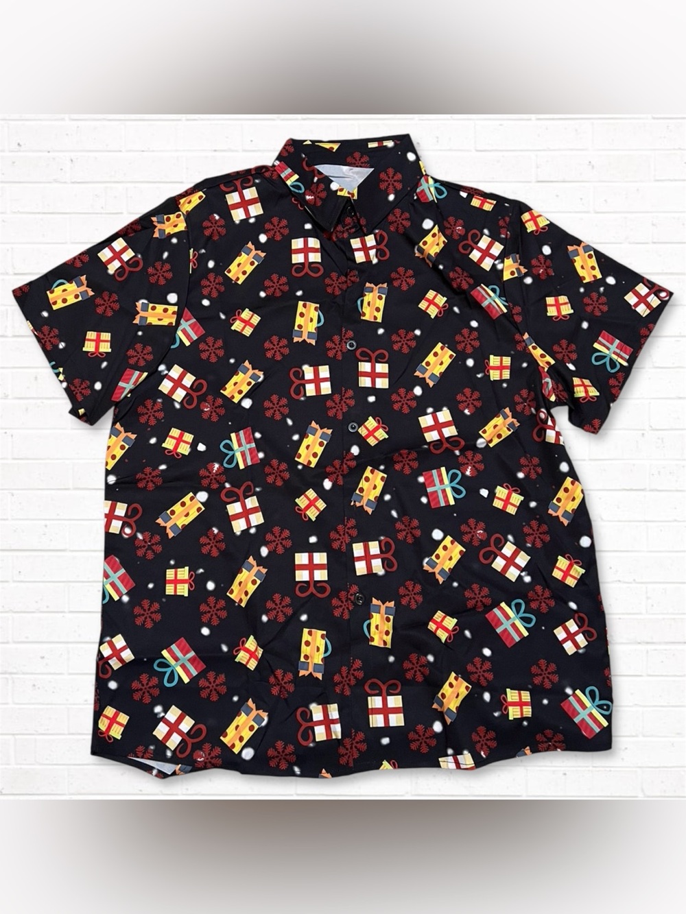 Men’s Holiday Button Up Collar Shirt